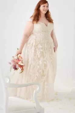 Cap Sleeve V-Back Beaded Ball Gown Wedding Dress -Floral Applique Dresses Shop CWG959 PDP Crop JAN19 1920x2880