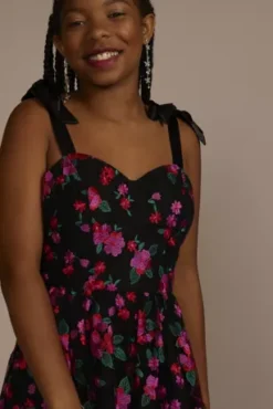 Floral Embroidered Sweetheart A-Line -Floral Applique Dresses Shop D24NY22627 FLORALMUL PROD9 PRM 2184