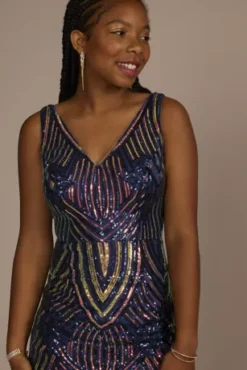 Long Sequin Patterned V-Neck Sheath Dress 7 Long Sequin Patterned V-Neck Sheath Dress -Floral Applique Dresses Shop D24NY2264220 NAVYMULTI PROD9 PRM 1321