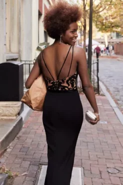 Embellished Crepe Plunge Mermaid Dress -Floral Applique Dresses Shop D28NY22557 PDP Crop FEB6 1920x2880