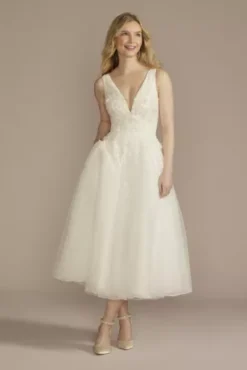 Tea-Length Plunging Neckline Lace Wedding Dress